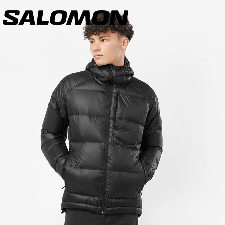 軽さと保温性を確保するテクニカルダウンジャケット。Salomon の男性用 Outline フード付きダウンジャケットは、当社で最も人気のある、汎用性の高いコレクションに属する製品です。800 Fill power のグースダウンや、PertexR リップストップファブリックなど、防寒技術を満載し、山でのあらゆるアクティビティでクラス最高のパフォーマンスを発揮します。【メーカー取り寄せ商品】 こちらの商品はメーカー手配の為、完売の場合もございます。在庫の有無・納期のご連絡はご注文受付メールにてご確認下さい。メーカー希望小売価格はメーカーカタログに基づいて掲載しています