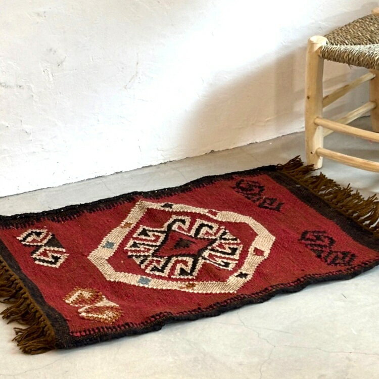 Rakuten - 「ラグマット 50×70cm・ RS-04」ジュートラグ 手織りラグ フロアマット 小さめ リサイクルラグ 絨毯 敷物 デザインラグ オールシーズン インド モロッカン エスニック 長方形 おしゃれ リビング ダイニング 寝室 玄関