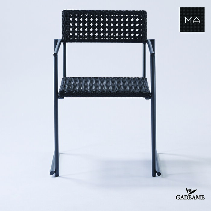 ガーデンファニチャー　MA-CHAIR〈MAーチェア〉PATIO　PETITEモダンデザイン　シンプルデザイン　屋外ファニチャー　屋外家具　アウトドアファニチャー　リゾート家具　椅子 スタッキング