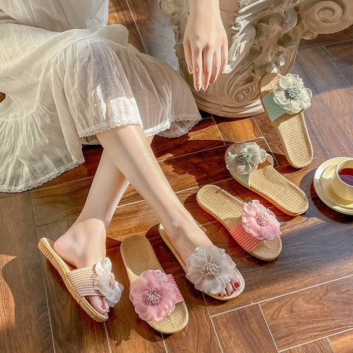 大人気!ルームシューズ 室内 スリッパ 春 夏 レディース 麻 ジュート 花飾り サンダル 涼しい 蒸れない おしゃれ かわいい リネン 4カラー 春夏秋用 洗える 来客用 メール便 送料無料のサムネイル
