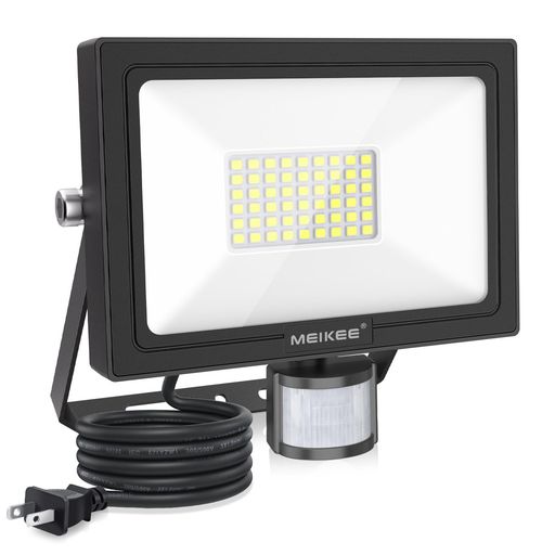 MEIKEE 人感センサーライト LED 5000ルーメン 50W 100V IP66防水 防犯ライト2年保証 1.5Mコード 2ピンプラグ