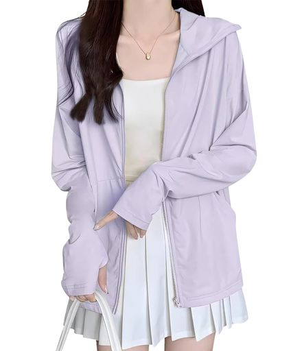 紫外線防護UPF50+で多機能利用可 【サイズ参考】【S: 身長:150-155cm 体重:45-50kg】【M: 身長:155-160cm 体重:50-55kg】【L: 身長:160-165cm 体重:55-60kg】【XL: 身長:165-170cm 体重:60-65kg】【2XL: 身長:170-175cm 体重:65-70kg】【3XL: 身長:175-180cm 体重:70-75kg】!!!普段よりワンサイズ上をオススメします。※例:普段Mサイズを着用されている方はLサイズを購入して頂くのがオススメ) 【接触冷感】冷感素材(アイスシルク)を含んだ繊維になっており熱がこもりにくい構造,とシルクのような肌触りの良い糸で仕上げた薄くて涼しい通気性抜群の生地を採用,夏の直射日光による強い紫外線を効果的にカットし、長時間の屋外活動でもお肌を守ります。日焼けを気にせず、毎日のアクティビティを自由にお楽しみいただけます。 【日焼け止め対策】日差しが強くなる季節に頼れる紫外線対策の決定版。このレディースラッシュガードは、厳しいUPF50+基準をクリアしています。
