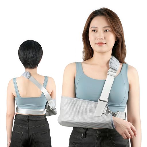 【取り外し可能なサポートプレート】このアームスリングはサポートプレートを備えており、サポート力を高め、腕の締め付けを軽減し、装着感を向上させます。サポートプレートは不要な場合は取り外すことができ、より快適にご使用いただけます。 【腰ベルト設計、一人で操作可能】アームバンドは前後で腰ベルトに接続し、バックルでしっかりと固定することで揺れを防ぎ、腕の安定性を高め、二次的な怪我を防ぎます。操作は簡単で、他の人の助けを必要とせず、一人で簡単に行うことができます。 【幅広ショルダーパッドと通気性に優れたデザイン】柔らかく幅広のショルダーパッドが首や肩への負担を軽減します。通気性に優れたデザインで、着用時の通気性が良く、蒸れを防ぎます。 【軽量で通気性】通気性と軽量性を備え、快適なフィット感と効果的な痛みの緩和を実現するニットメッシュは、通気性を高め、湿気の蓄積を減らします。 【理想的な選択】スタイリッシュで洗練されたこのアームスリングは、腕を骨折した方のためにデザインされています。両利き対応でユニセックスです。快適な使い心地で、ご自身やご友人がこの困難な時期を乗り越える力となるでしょう。