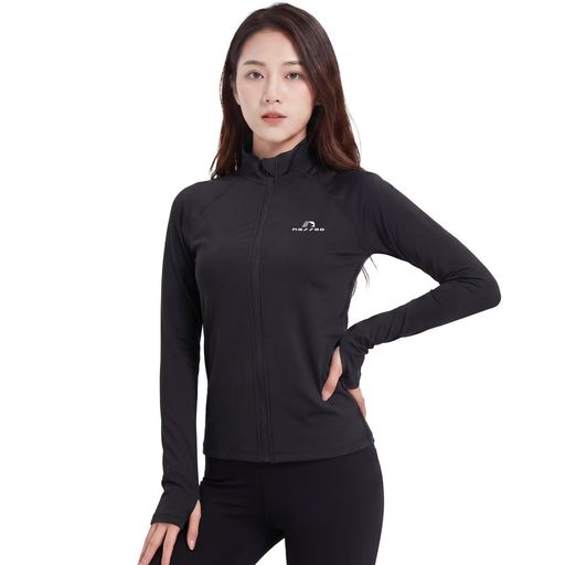 UVカット、速乾、接触冷感 1素肌に着るラッシュガードだからこそ、着心地の良さ、肌触りにもこだわりました。UV対策や体型カバー、冷房対策など、陸上での使用も考えた素材選びとフィッティング。 2さらにラッシュパーカーは高い吸水速乾性で濡れてもすぐに乾くので、ベタつきません。汗をかく運動時や真夏のアウトドアにもおススメです。 3ひんやり冷たい接触冷感だから、UVカットパーカーとして普段のおでかけやガーデニング、キャンプやBBQなどアウトドアでも活躍します。 4耐塩素、耐塩水加工を施しているので、プールの高濃度の塩素や海水に長時間晒されても生地が傷みません。 5真夏の海やプールはもちろん、キャンプなどのアウトドアから普段着やリラックスウェアとしても大活躍。どんな時も頼れる高性能万能ラッシュガードパーカーです。