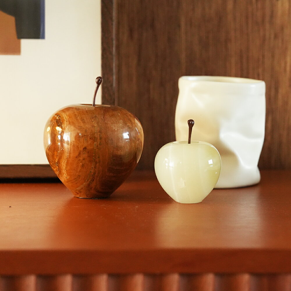 【365日配送】最大1000円OFFクーポン！ MARBLE APPLE リンゴ 置物 大理石 オブジェ ストーン おしゃれ 　インテリア　卓上　リビング　玄関　寝室　ギフト　かわいい　シンプル　SNS映え