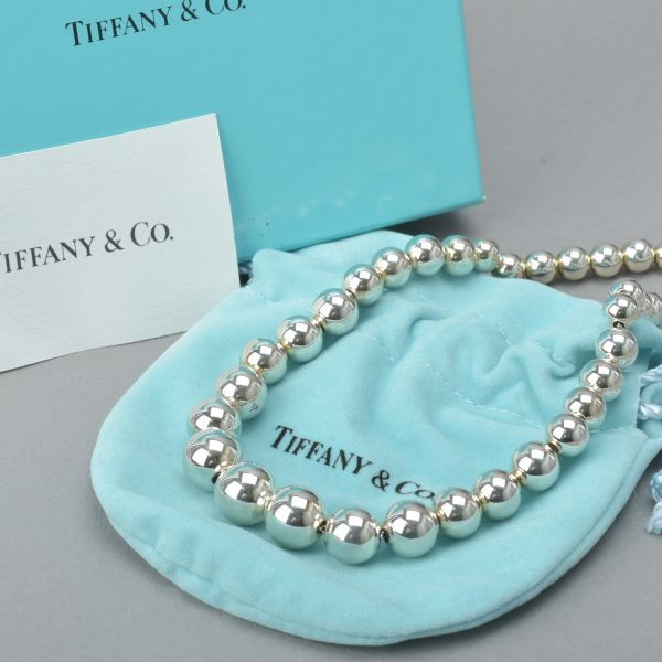ティファニー ボール ドルフィン 人気♪ Tiffany(ティファニー) ボール シルバーピアス (Tiffany & Co
