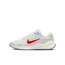 ◆◆ <ナイキ> NIKE レボリューション7GS FB7689 (104) スニーカー
