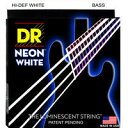 ●NEON Hi-Def White Coated Bass: 45, 65, 85, 105 "NEON"は、DR独自のテクノロジー、"K3"コーティングを施した弦で、明るくクリアーなサウンドが特徴。 DR社での耐久テストの結果、コーティングが剥がれずらく、通常の弦より3〜4回分長持ちします。 明るいカラーコーティングは、ステージのライト(ブラックライト)にあたると発色する為、通常のカラーコーティング弦よりさらにインパクトがあります。 ※注)りん光です。蓄光ではありません。