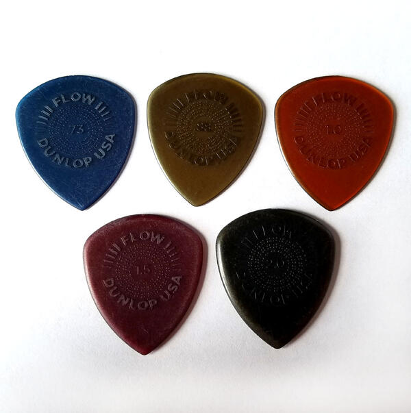 【メール便可】Jim Dunlop ピック FLOW STANDARD 549R