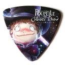 スコアレイ・ジャパン　Poupelle of Chimney Town 両面にプペルの名シーンをフルカラープリント。 形状：トライアングル 材質：セルロイド 厚さ：0.96mm カラー：P2 販売単位：1枚　