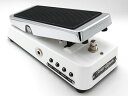 Xotic Wah XW-1は世界で初めて発表されたワウぺダル&quot;Clyde McCoy Wah&quot;をベースに作られました。 &nbsp; ジミヘンドリックス、ジミーペイジ、エリッククラプトンなどのアーティストが使用した1967から1968年のイタリア製のワウを忠実に再現しています。 &nbsp; ヒューマンボイスのようなボーカルな響きは&quot;Holy Grail Wah&quot;と呼ばれるイタリアンワウ特有のものです。 更にXW-1はより個性的なワウサウンドを求めるユーザーのために2バンドEQなどの柔軟性を持たせました。 &nbsp; XW−1は、クラッシックの音にこだわりながらも革新的な技術も取り入れ、信頼性に置いても無比なワウぺダルに仕上がっています。 &nbsp; 本体側面に付いている4つのツマミでEQ、Qポイント、低域の掛かりが調整可能で好みのワウサウンドを徹底的に調整が可能です。更に内部のDIPスイッチにより細かなトーン調整が可能です。 &nbsp; 外部寸法(縦/幅/高さ) : 210mm,100mm,67mm(ノブ等を除く) 重量 : 980g 消費電力 : 9VDC/5mA バッテリーの種類 : 9VDC (006P) x 1 入力インピーダンス : 1M ohm 出力インピーダンス : 10Kohm バイパス : トゥルーバイパス &nbsp; &nbsp; 他のサイトでも販売しています。買い物かごに入れても売り切れの場合がございますのであらかじめご了承下さいませ。