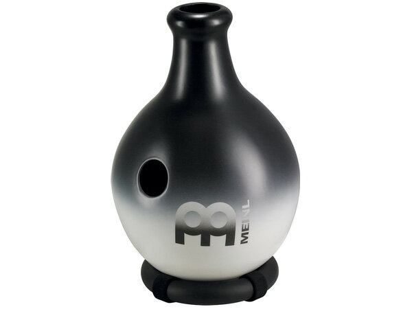 《 IBO DRUMS 》イボドラム (^_^)v MEINL ( マイネル )&nbsp; ID9BK/WH&nbsp; Large&nbsp; Black/White［ 商品説明 ］密閉したメタルチャンバー内部に水を満たし、プレミアムファイバーグラス製ボディに密着させています。 この内部の水が、ドラム本来のサウンドに流動的な倍音を発生させます。 簡単ながら非常にユニークな仕組みです。ドラムの中の水の動きによって、叩くたびに新たなサウンドが生まれます。［ 仕様 ］ 種類 イボドラム BODYファイバーグラス製 備考リキッド ※ 製品の性質上 色合いや模様など仕上げは写真と多少異なる場合があります。 品切れの際は、発送までお時間を頂く場合がございます。　