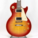 往年のクラシックデザインを踏襲したLes Paul Standard！ ノンウエイトリリーフの完全ソリッドボディのマホガニーボディにメイプルトップ、マホガニーネックにローズウッド指板。Vintage 50sの丸みのあるグリップは握り込んで演奏するのに程よい太さです。 ABR-1ブリッジやアルミテールピース、キーストーンペグボタン、基盤配線ではなくハンドワイヤリングアッセンブリーやオレンジドロップキャパシター採用などヴィンテージらしい雰囲気が抜群です。 ピックアップにはBurstbucker 1＆2を搭載した王道レスポールサウンド！ レスポールならではの甘い重厚なトーンを生み出してくれます。 歪みでは分厚さの中に輪郭がしっかりあるサウンド。ラウドな歪みにもぶれないボトムは雑味を残さない粘りとソリッドさを持ち合わせています。 レスポールらしい重量感を持った迫力のあるサウンドでスタンダードな出音をお探しの方にはこちらの個体がおすすめです。 そしてこちらはUSAディーラーエクスクルーシブモデルとして製作されたAAA Figured Maple。 深みのある杢が美しい一本です。 Weight：4.555kg ハードケース付属 撮影環境、パソコン環境により色味は異なる場合もありますが、杢目は画像の商品でのお届けとなります。 他のサイトでも販売していますので買いものカゴに入れても売り切れの場合がございますのでご了承の上ご注文下さい。 Body Body Material：Mahogany Top Material：Maple Weight Relief：None Finish：Gloss Nitrocellulose Lacquer Neck Neck Material：Mahogany Neck Profile：Vintage 50s Scale Length：24.75&quot; / 62.865cm Fingerboard Material：Rosewood Fingerboard Radius：12&quot; / 304.8mm Number of Frets：22 Frets：Medium Jumbo Nut Material：Graph Tech Nut Width：1.695&quot; / 43.05mm End-of-Board Width：2.26&quot; / 57.4mm Inlays：Acrylic Trapezoids Hardware Finish：Nickel Bridge：ABR-1 Tune-O-Matic Tailpiece：Aluminum Stopbar Tuners：Vintage Deluxe w/ Keystone Buttons Pick Guard：Cream Control Knobs：Aged Gold Tophat w/ Pointers Switch Tip：Amber Switch Washer：Cream Jack Plate：Cream Electronics Neck Pickup：Burstbucker 1 Bridge Pickup：Burstbucker 2 Controls：2 Volumes, 2 Tones &amp; Toggle Switch (Hand-wired with Orange Drop Capacitors) &nbsp;　