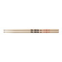 VIC FIRTH AMERICAN CLASSIC ◆ VIC FIRTH ( ビックファース ) 　［ 商品説明 ］ &nbsp;［ 仕様 ］ ◆ サイズ 394 x 13.7(mm) ◆ チップ ウッドチップ ◆ 素材 ヒッコリー &nbsp; ※ 木製の製品の為、木目や色合いなどに個体差があります。予めご了承ください。 ※ デザインは予告なく変更される場合があります。 &nbsp; ■上記製品仕様は2022年6月時点のものです。■ ※製品の仕様及びデザインは予告なく変更される場合があります。 ※多数のサイトに掲載しております。ご注文のタイミングによりご用意できない場合がございます。あらかじめご了承くださいませ。 随時更新するよう努めてはおりますが、最新状況は常に変動するため合わせてメーカーでもご確認下さい。 &nbsp; &nbsp;