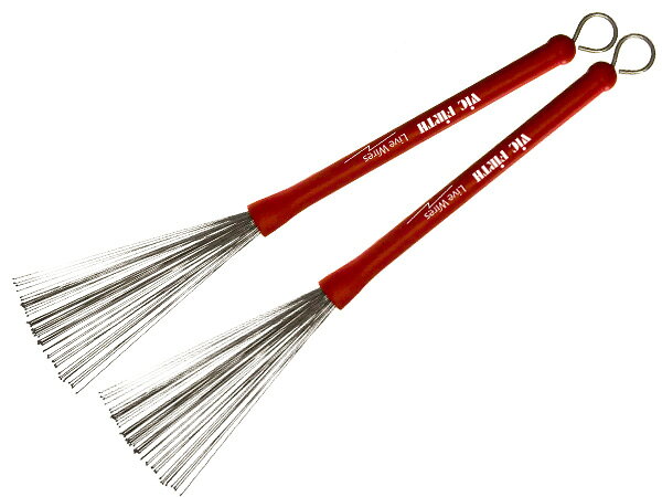 VIC FIRTH LIVE WIRE BRUSH ◆ VIC FIRTH ( ビックファース )&nbsp; 抜群のグリップ感を生みだす独特のフィニッシュや、木材の微妙な個体差を見極め最適なペアを選びだすコンピュータペアリングシステムなど、高度に洗練された技術と品質を誇る&ldquo;ヴィックファース&rdquo;。［ 仕様 ］ ◆ サイズ &nbsp; ◆ チップ &nbsp; ◆ 素材 WIRE &nbsp; ※ 木製の製品の為、木目や色合いなどに個体差があります。予めご了承ください。 ※ デザインは予告なく変更される場合があります。　