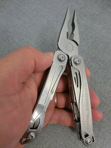 LEATHERMAN レザーマン レザーマンジャパン正規品 スプリングアクションプライヤー シザース付き WINGMANウイングマン NEWスタンダードナイロンケース付き アウトドアツール通販格安セール情報 楽天 通販