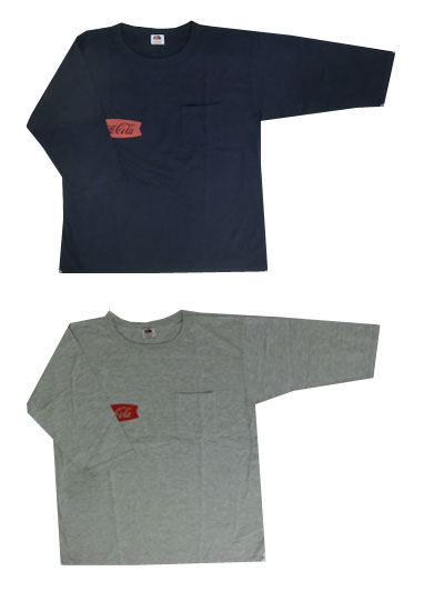 FRUIT OF THE LOOM (フルーツオブザルーム) 【SALE】メンズコココーラとコラボ　COCA-COLA 3/4 TEE ビッグシルエット　6分袖Tシャツ　Ash Navy　アッシュ　　ネイビー