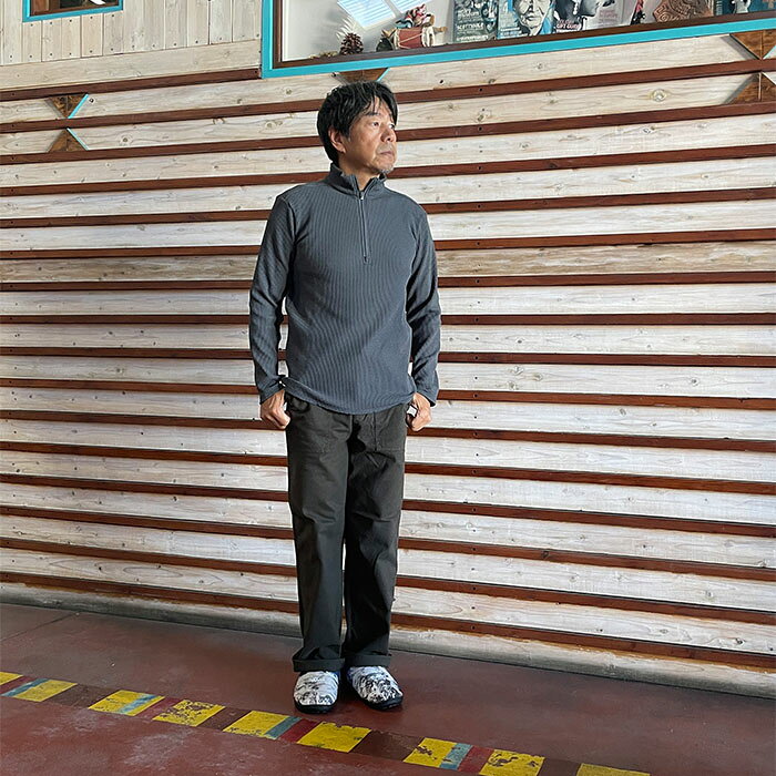 NANGA ナンガ 【SALE】サーマル ハーフジップ LEVEL2 THERMAL HALF ZIP TOPS レベル2 日本製 高機能インナー 軽量 キャンプ アウトドア ストレッチ 保温力 Black Gray　N2530-1P136E gaku-10029824 gakuオンラインショップ サンプル画像2