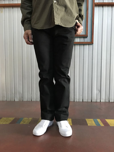 スタジオオリベ STUDIO ORIBE　LPOCKET PANTS オンオフで活躍 LP01-91 Lポケットストレート　ストレッチチノパンツ　ブラック　日本製