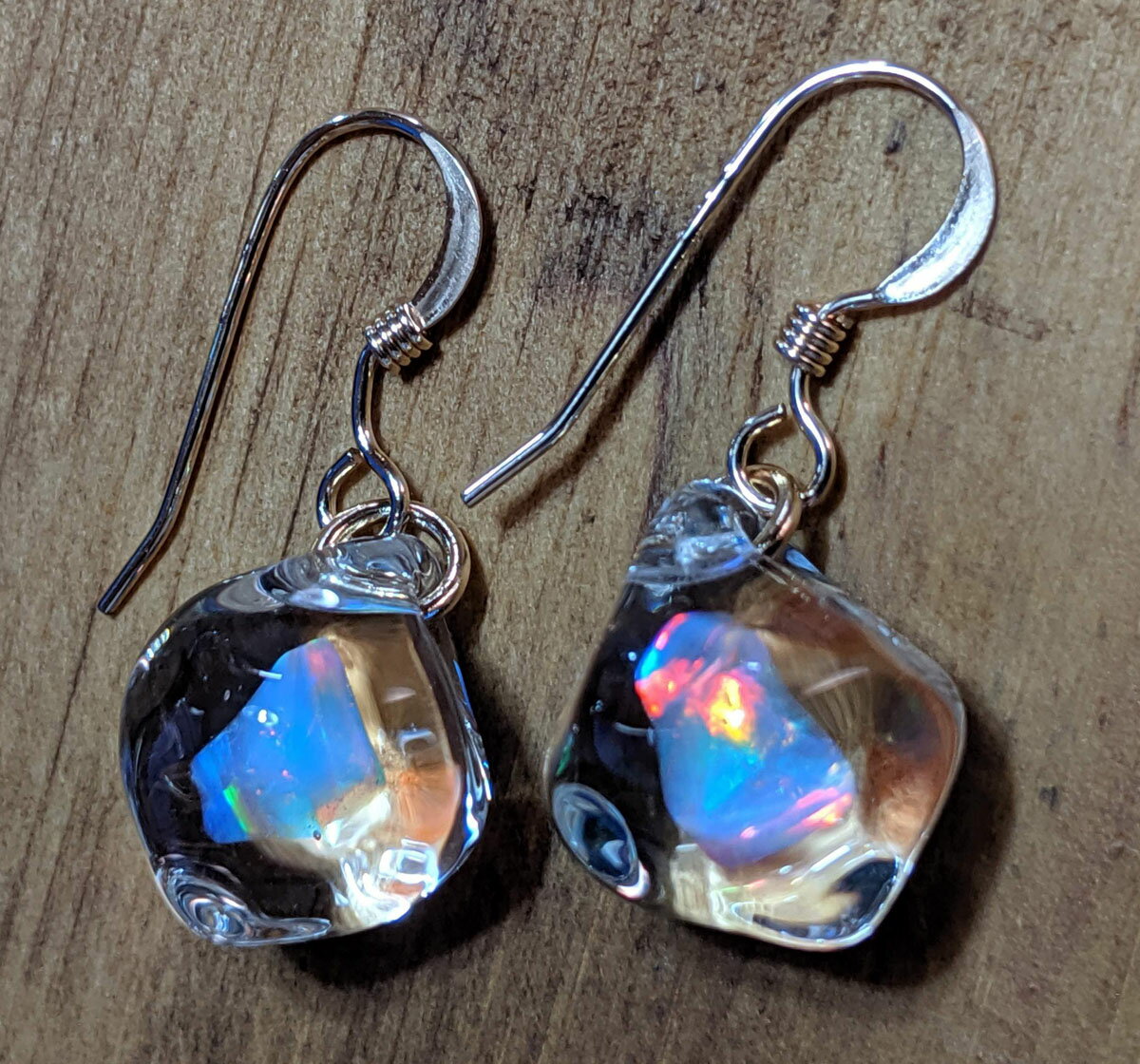 ピアス ピアス キラキラ 透明 ガラス オパール イヤリング 変更可 14kgf