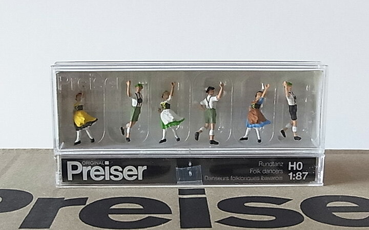 Preiser/プライザー 10241 HO 1/87 フォークダンサー