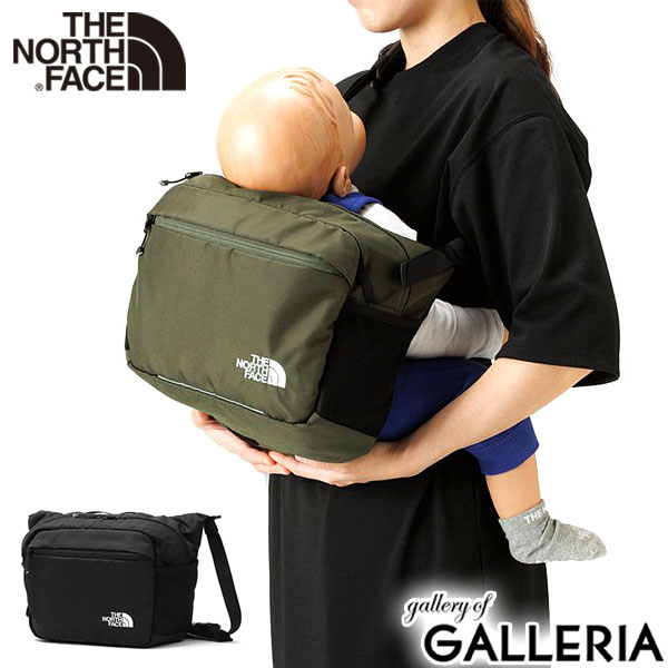 THE NORTH FACE/ザ・ノース・フェイス/ザ・ノースフェイス/ノースフェイス/ザノースフェイス/ノース/THENORTHFACE/ベイビースリングバッグ/Baby Sling Bag/抱っこ紐/抱っこひも/ヒップシート/ベビースリング/ベビーキャリア/スリングバッグ/ショルダーバッグ/ショルダー/バッグ/斜めがけ/斜め掛け/斜めがけバッグ/斜め掛けバッグ/抱っこ/サイド抱き/腰骨抱き/B5/8L/小さめ/小さい/コンパクト/軽量/軽い/ナイロン/メッシュ/収納式/収納/SG基準/SGマーク/オールシーズン/春/夏/秋/冬/赤ちゃん/ベビー/乳児/幼児/0歳/1歳/2歳/キッズ/子供/子ども/ママ/パパ/大人/おしゃれ/スポーティー/おでかけ/アウトドア/ブランド/ギフト/プレゼント/贈り物/出産祝い/出産準備/日本製/日本/メンズ/レディース メーカー希望小売価格はメーカー商品タグに基づいて掲載しています外出先での救世主！抱っこ紐にもなるバッグ 抱っこ紐のヒップシート機能を持つ、親子の外出時に活躍するスリングバッグです。ヒップシートは収納式で、バッグ底面のベルクロを外して引き出せば簡単に装着可能。ショルダーバックルはロック機能付きで、さらにバックル根本にゴムループを設置し、落下リスクを2重の装備で軽減します。取り外して丸洗いができるインナーライニング付きで、衛生面も安心。外出先での「抱っこ〜」の声に大活躍するアイテムです。SG基準取得済み。 01. 02. 03. 04. STYLING 素材＜表地＞500Dナイロンオックス サイズ＜本体(ヒップシート収納時)＞幅 上部 約 350 / 下部 280×高さ 約 220×マチ 約 110(mm)＜抱っこ紐本体＞幅 約 430×高さ 約 480(mm)＜ショルダーストラップ＞長さ 約 460〜1380×幅 約 25〜75(mm)＜ウエストストラップ＞長さ 約 650〜1240×幅 約 38〜70(mm)※サイズは当店計測サイズとなります。　商品により、若干の個体差が生じます。※当店のサイズ計測方法はこちら 重さ約 490g 容量約 8L 生産国日本 カラーブラック(K)、ニュートープグリーン(NT) 仕様＜外側＞ジップポケット(L)×1└ 内蔵　メッシュポケット(S)×2　キーフック×1メッシュポケット(S)×2＜付属品＞インナー×1└ 内蔵　メッシュポケット(S)×2＜適応月齢＞サイド(腰骨)抱き：首がすわって(4ヶ月)〜13kg(24ヶ月)まで ＜購入前にご確認ください＞・安全のため、お子様の首がすわった時期からの使用を推奨します。・本製品を安全に正しくお使いいただくために、お使いになる前に必ず付属の取扱説明書をよくお読みになり、ご使用ください。・水濡れ(雨・汗など)や日焼けによる色落ち、退色は避けられませんので、夏季、雨天でのご使用、また淡い色の服装に合わせる場合は十分にご注意ください。・極力実物に近い色味を再現しておりますが、モニター等の条件により画面上と実物では色味が異なって見える場合がございます。 もっと探す ママ&キッズ アイテムリストから探す THE NORTH FACE ザ・ノース・フェイス ブランドリストから探す