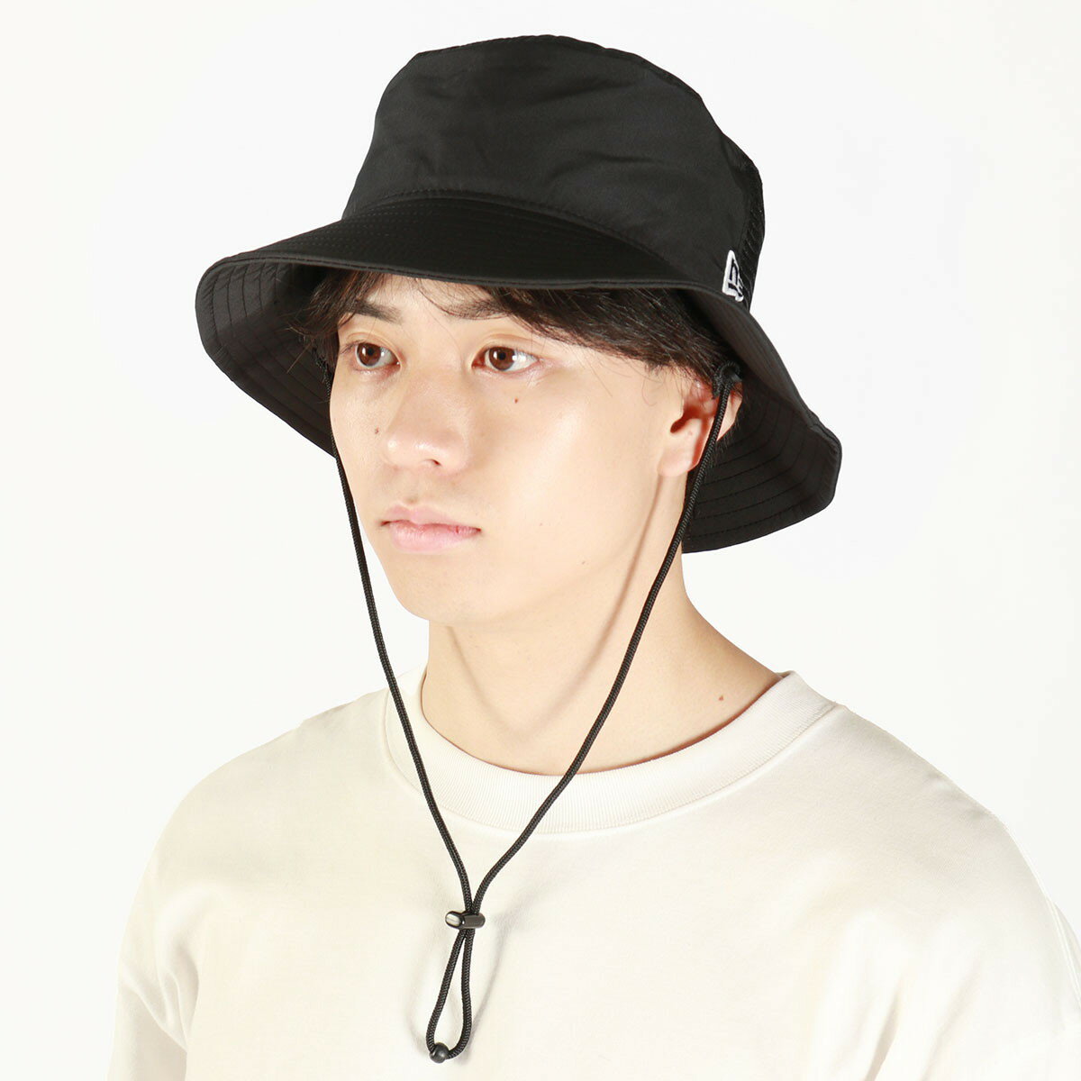 【最大37倍 11日2時迄】【正規取扱店】 NEW ERA 帽子 バケットハット メンズ レディース 大きいサイズ ニューエラ UV 夏用 メッシュ ハット ブランド つば広 大きめ アウトドア あごひも 春夏 軽量 撥水 アドベンチャーライト サンシェード Tech Surf