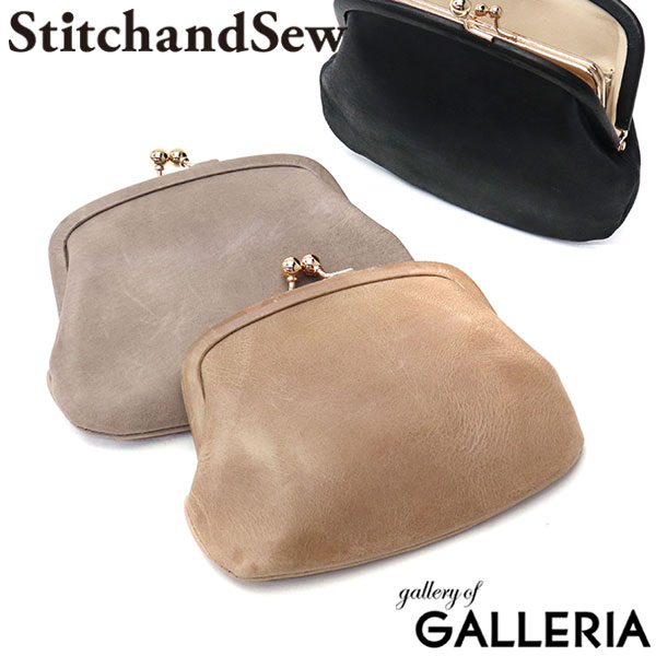 StitchandSew/スティッチアンドソー/がま口財布/がま口/財布/ウォレット/小銭入れ付き/おしゃれ/口金/革小物/革/本革/牛革/レザー/leather/cowleather/蝋引き/日本製/ブランド/レディース/送料無料/ポイント10倍メーカー希望小売価格はメーカー商品タグに基づいて掲載していますGALLERIA SELECT　｜　For Woman 独特の牛蝋引きが一味違う雰囲気を演出 本体の素材には、蝋引き加工を施した牛革を贅沢に使用。使い込むほどに蝋が本体に馴染んでいき、変化を楽しめます。丸みをおびたフォルムや、金属パーツをゴールドでまとめることで、女性らしさをより引き立てています。持つだけで特別感のある日常へと変化するような、独特のルックスが魅力です。 利便性を高めたさりげないスマート設計 本体は、クレジットカードやお札を必要最低限の量で持ち歩きたい方にオススメの小ぶりなサイズ感。カードポケットは2ヶですが、ササマチ仕様なので1つに3枚程度は収まります。中心に設けたがま口仕様の小銭入れが仕切りの役割も果たし、コンパクトながら種別管理のしやすい使い勝手の良い設計です。 Item Spec 表地　｜牛革 裏地　｜牛革、ポリエステル サイズ｜本体：約 W145×H110×D25（mm） 　　　　※サイズは当店計測サイズとなります。 　　　　　商品により、若干の個体差が生じます。 　　　　※サイズの計測方法はこちら 重量　｜約 108グラム 生産国｜日本 仕様　｜[内側] 　　　　・札入れ×2 　　　　・カードポケット×2 　　　　・小銭入れ×1 皮革の特性について - 購入前に必ずご確認ください　＞ 購入時のご注意 ※天然皮革を使用する製品のほとんどが、天然皮革ならではの風合いを生かして作られているため、表面にキズ・色ムラ・シワがある場合がございます。特性上、革の表面にはキズ・色ムラ・シワなどがございますが、良品となりますので予めご了承ください。 ※水濡れ（雨・汗など）や日焼けによる色落ち、退色は避けられませんので、夏季、雨天でのご使用、また淡い色の服装に合わせる場合は十分にご注意ください。 ※極力実物に近い色味を再現しておりますが、モニター等の条件により画面上と実物では色味が異なって見える場合がございます。