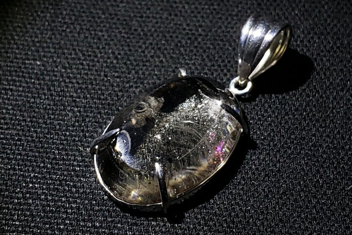 11.66ctピンクファイヤークォーツペンダントトップ ブラジル産 シルバー925フレーム ロジウム加工