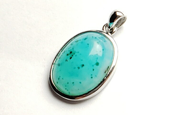 アメリカ　アリゾナ州産　ジェムシリカペンダントトップ ジェムグレード