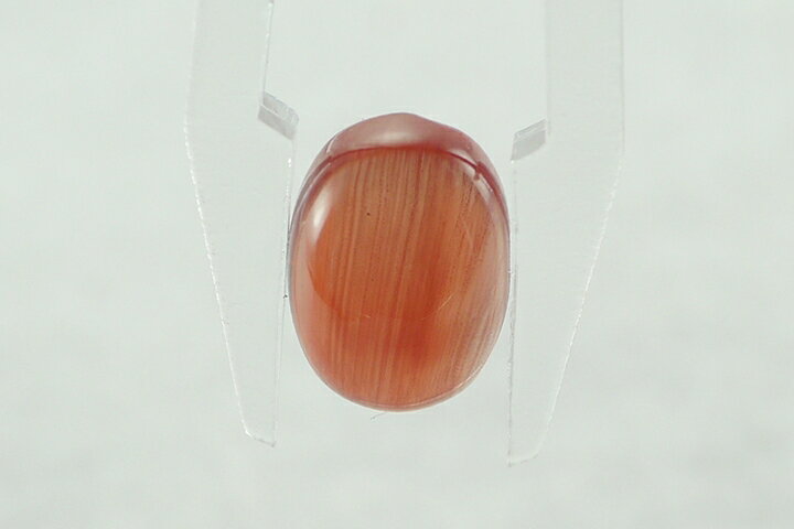 サイズ:約 0.8×0.6×0.4cm　1.83ct アンデシンのルースが入荷いたしました。 特徴的な赤色の透明感がとても美しいルースです。 宝石質グレードのルースでございます。　