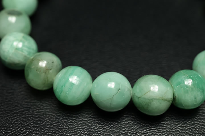 タロットクロス tarot 占い 神秘的 ケルティックノット 生命の樹 タペストリー おしゃれ 祭壇 撮影背景 正方形 グッズ アクセサリー 黒 白 模様 デザイン 図柄 アート 装飾 木 生命の木 紋様 装飾 シンボル アート