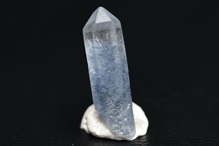 ブルーガーデンクォーツ(デュモルチェライトインクォーツ)原石ポイント