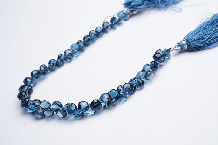 ロンドンブルートパーズ　オニオンカット　連売り20センチ(インド加工)