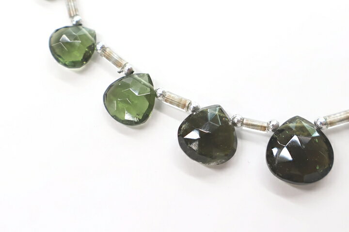 【現品販売】モルダバイトビーズ　6×5〜11×11mm　16粒　6.35g　1連約20cm　マロンプカット　連売り20センチ(インド加工)