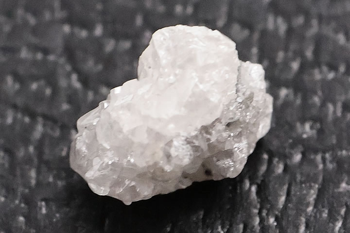 超レア品ダイヤモンド原石粒売りビーズ