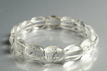 20Aスティブナイト（輝安鉱）インクォーツバングルブレスレット ルーマニア産