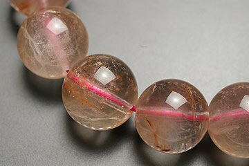 12mm4A天然ピンククォーツブレスレット(マダガスカル産)