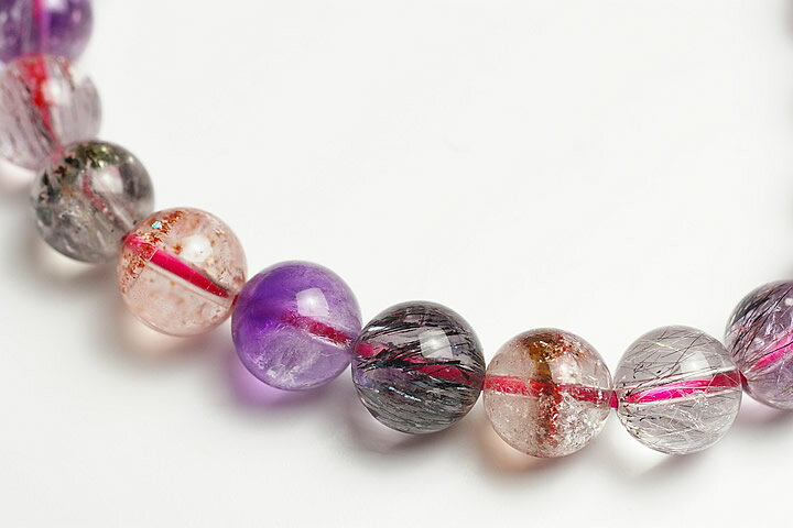 8.5mmマルチカラーエレスチャルスーパーセブンブレスレット　エスピリット・サント産