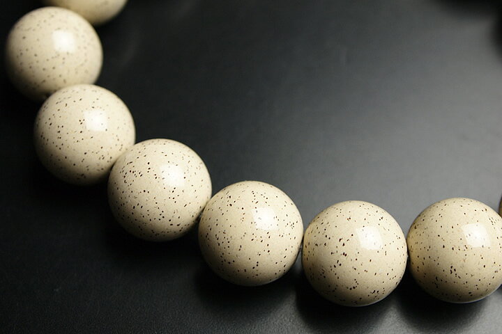 業界最安値に挑戦中！12mm北投石ブレスレット16玉 台湾北投温泉産