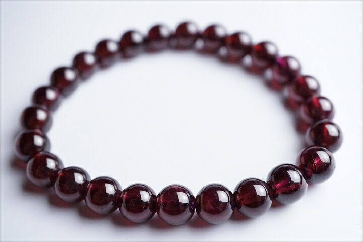 最高級品5A7mmロードライトガーネットブレスレット