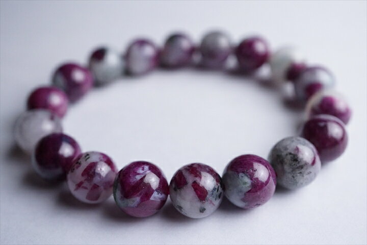 10mmルビーインクォーツ(ルビーシリカ)ブレスレット