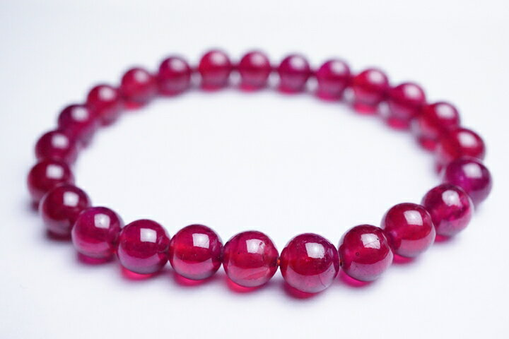 8mmミャンマー産ルビーブレスレット 宝石質グレード++