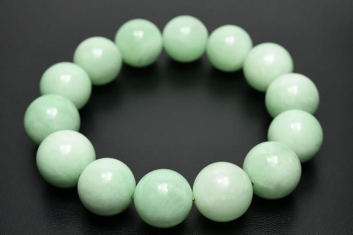 14.5mmグリーンムーンストーンブレスレット