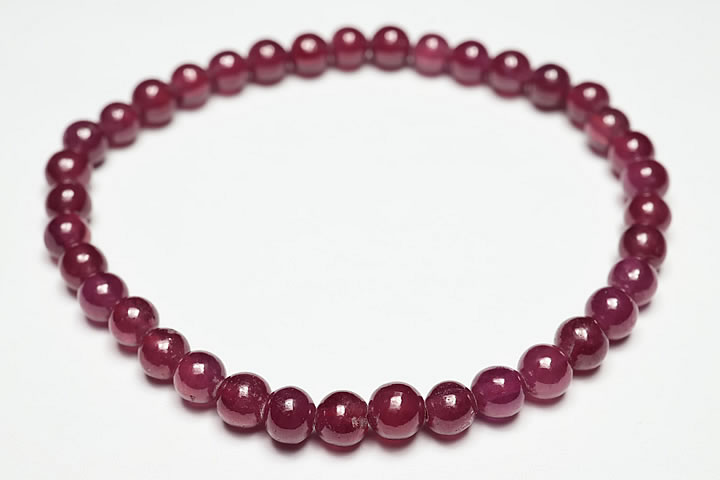 5mm宝石質ミャンマー産ルビーブレスレット