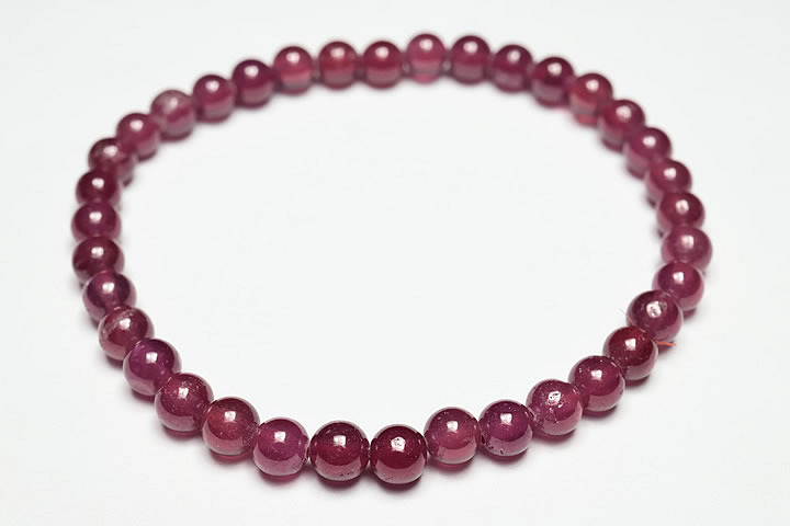 5mm宝石質ミャンマー産ルビーブレスレット