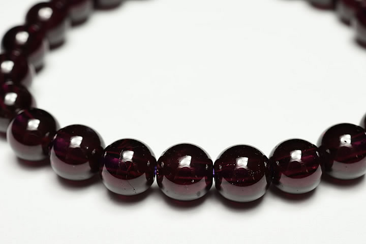 最高級品5A7mmロードライトガーネットブレスレット