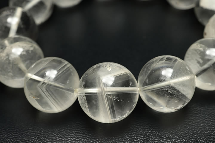 16〜17.5mm最高級品3Aホワイトファントムブレスレット ブラジル産