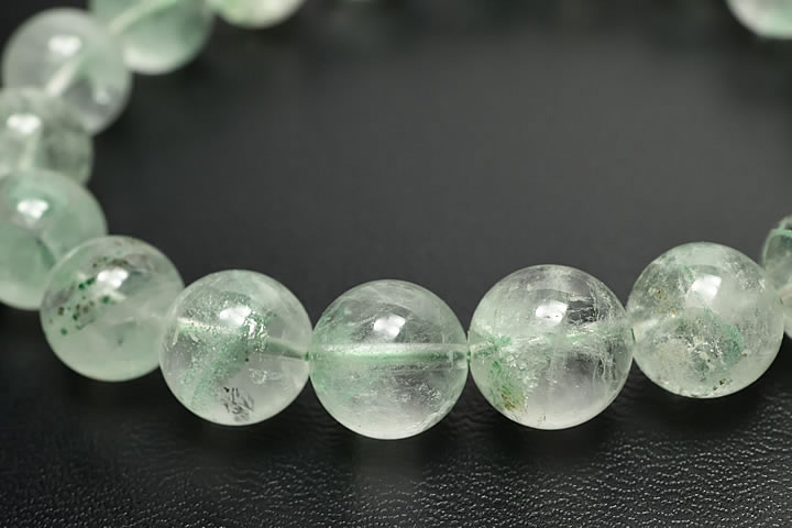 10.5mmグリーンファントムブレスレット マダガスカル産