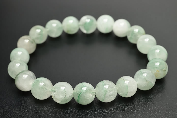 9.5mmグリーンファントムブレスレット マダガスカル産